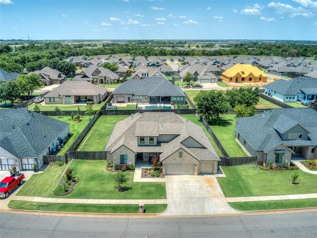 4301 Hunter Glen Drive, Oklahoma City, OK 73179