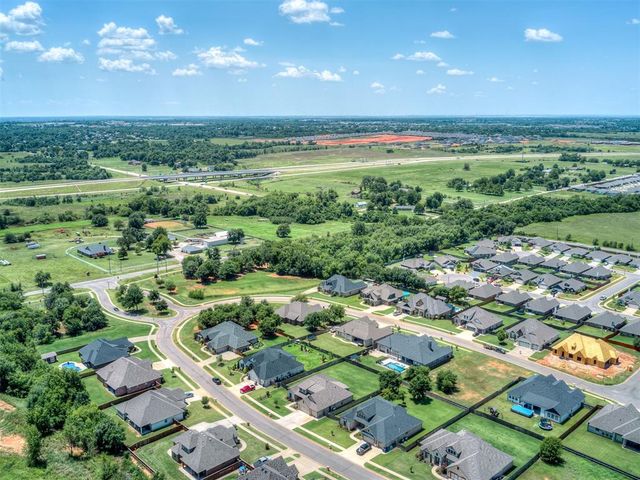 4301 Hunter Glen Drive, Oklahoma City, OK 73179