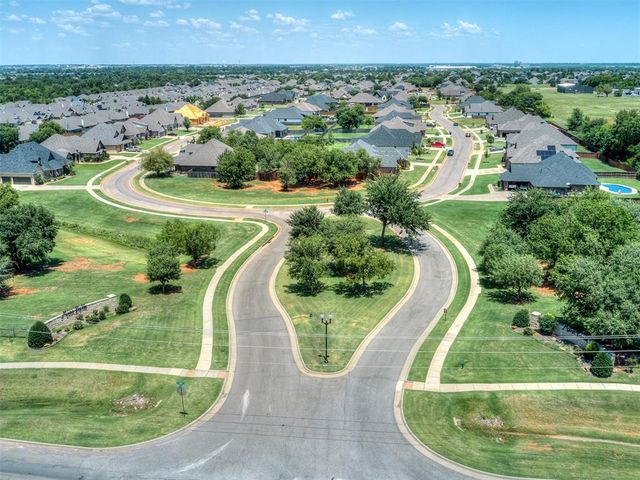 4301 Hunter Glen Drive, Oklahoma City, OK 73179