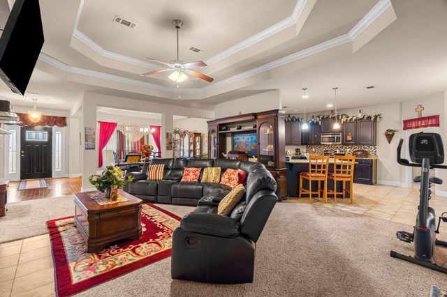 63 N Founders Way, Hattiesburg, MS 39401