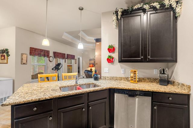 63 N Founders Way, Hattiesburg, MS 39401