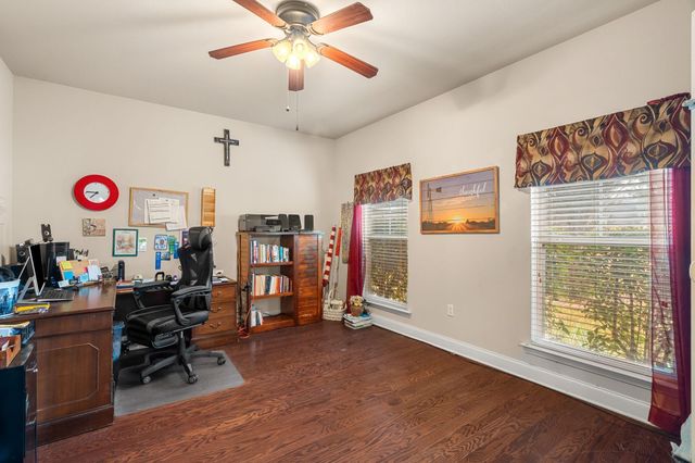 63 N Founders Way, Hattiesburg, MS 39401