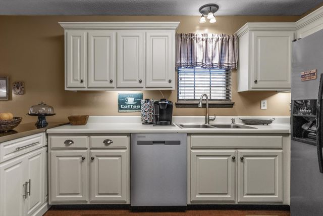 49 Robert E Lee Drive, Ringgold, GA 30736