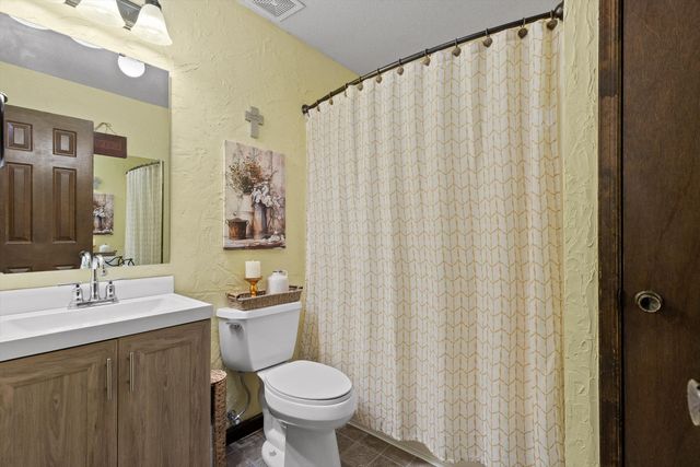 49 Robert E Lee Drive, Ringgold, GA 30736