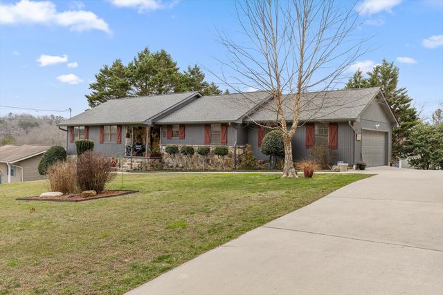 49 Robert E Lee Drive, Ringgold, GA 30736