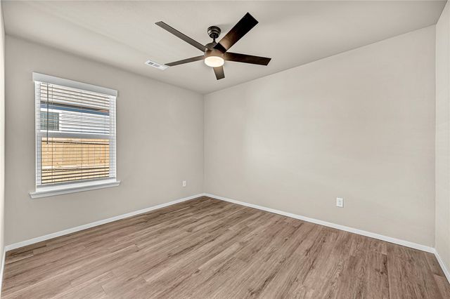 990 S Morningside Drive, Fayetteville, AR 72701