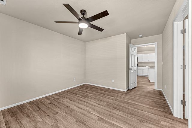 990 S Morningside Drive, Fayetteville, AR 72701