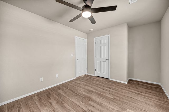 990 S Morningside Drive, Fayetteville, AR 72701