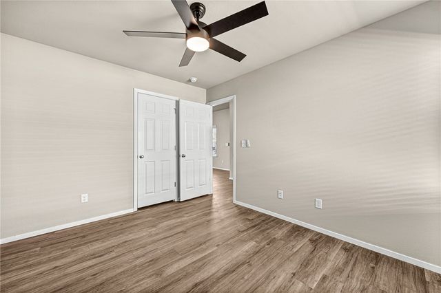 990 S Morningside Drive, Fayetteville, AR 72701