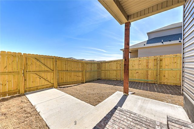 990 S Morningside Drive, Fayetteville, AR 72701