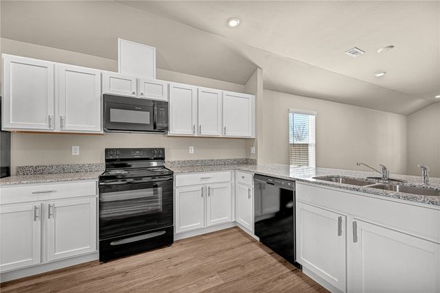 990 S Morningside Drive, Fayetteville, AR 72701