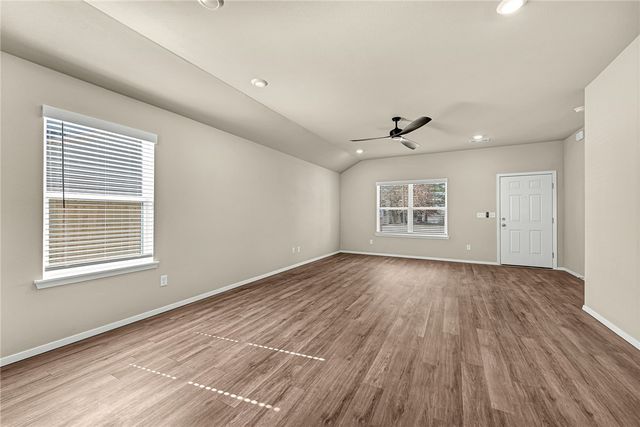 990 S Morningside Drive, Fayetteville, AR 72701