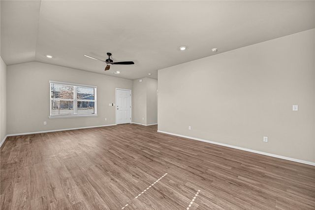 990 S Morningside Drive, Fayetteville, AR 72701