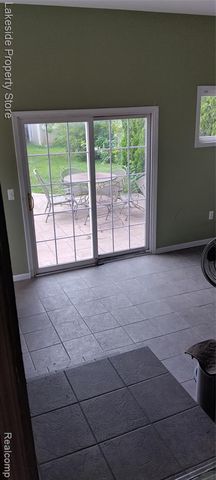 53 Englewood Street, Mount Clemens, MI 48043