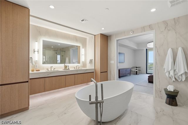 5100 Seagrass BLVD 306, Bonita Springs, FL 34134