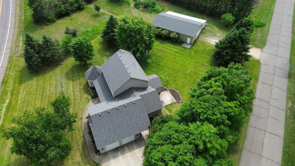 1470 Sims Road NW, Oak Grove, MN 55011