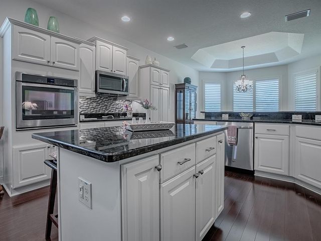 1454 NEUPORT PATH, The Villages, FL 32163