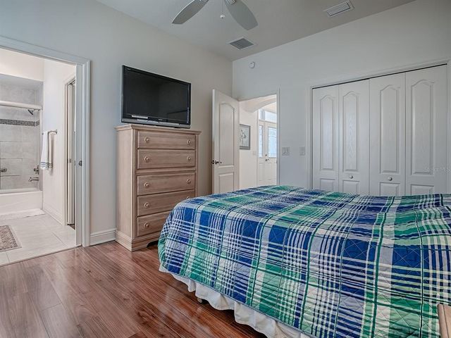 1454 NEUPORT PATH, The Villages, FL 32163