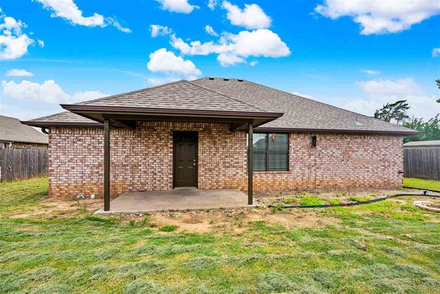 209 W North Dr., Fletcher, OK 73541