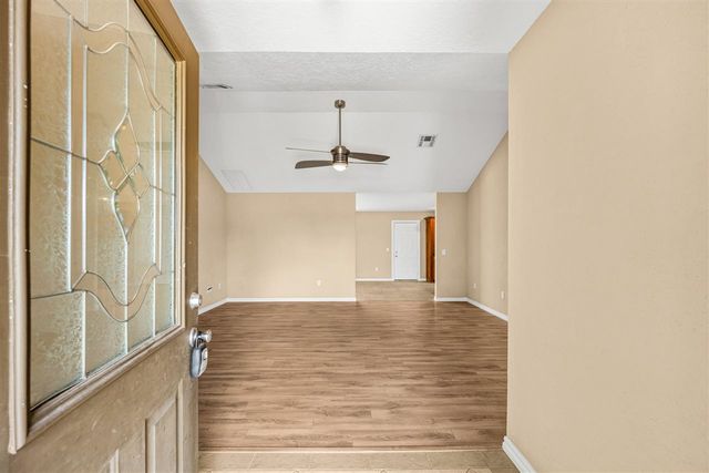 209 W North Dr., Fletcher, OK 73541