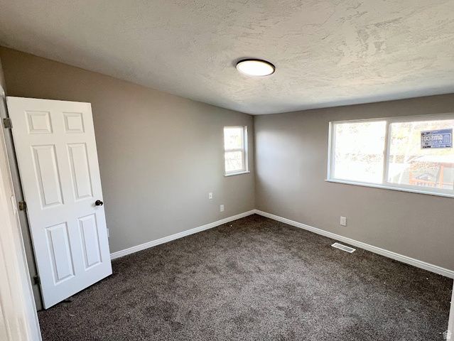 160 E 400 N, Lehi, UT 84043