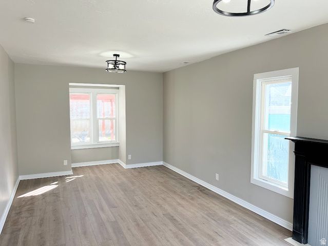 160 E 400 N, Lehi, UT 84043