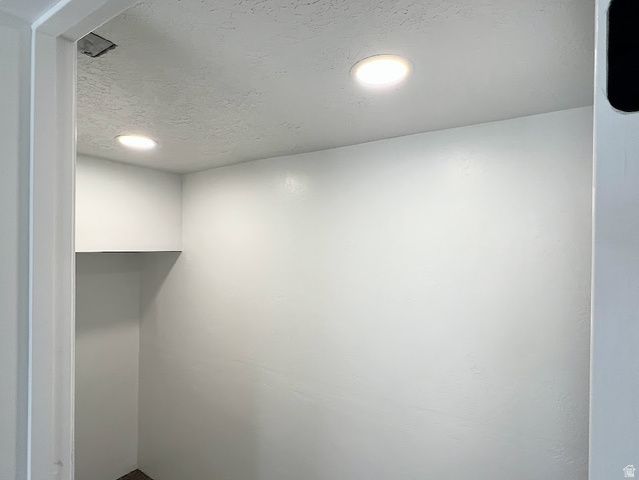 160 E 400 N, Lehi, UT 84043