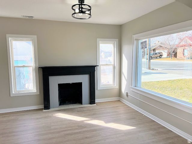 160 E 400 N, Lehi, UT 84043