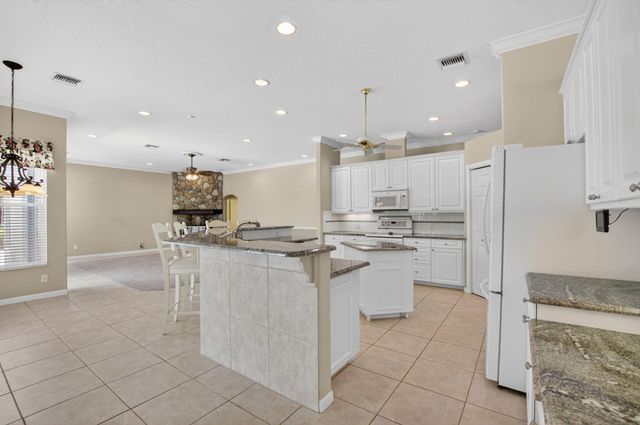 9774 Saddle Court, Lake Worth, FL 33467