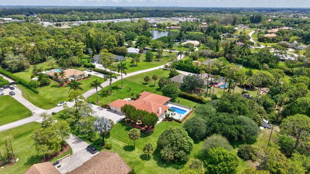 9774 Saddle Court, Lake Worth, FL 33467