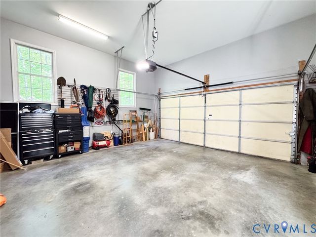 17312 Tiswood Dr, Beaverdam, VA 23015
