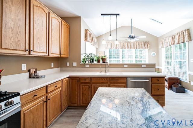 17312 Tiswood Dr, Beaverdam, VA 23015