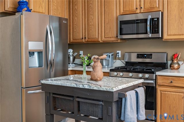 17312 Tiswood Dr, Beaverdam, VA 23015