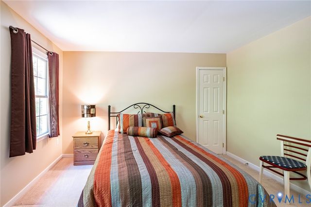 17312 Tiswood Dr, Beaverdam, VA 23015