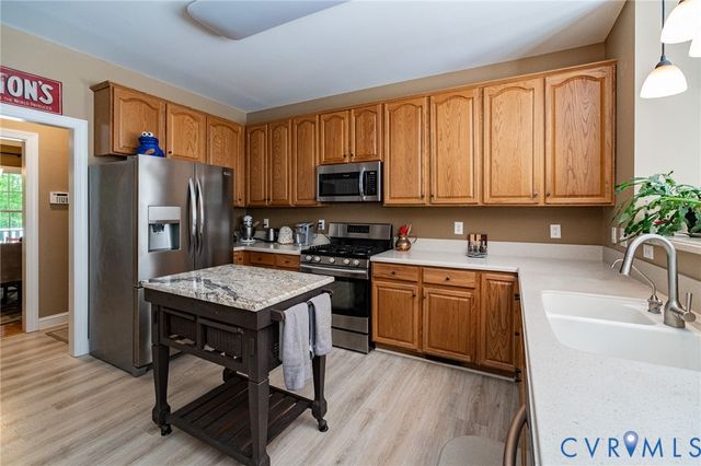 17312 Tiswood Dr, Beaverdam, VA 23015