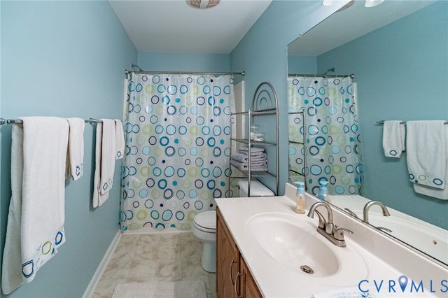 17312 Tiswood Dr, Beaverdam, VA 23015