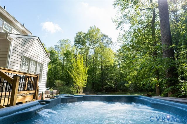 17312 Tiswood Dr, Beaverdam, VA 23015