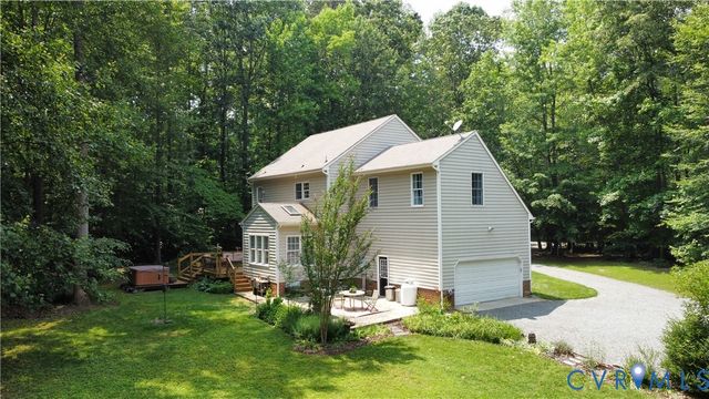 17312 Tiswood Dr, Beaverdam, VA 23015