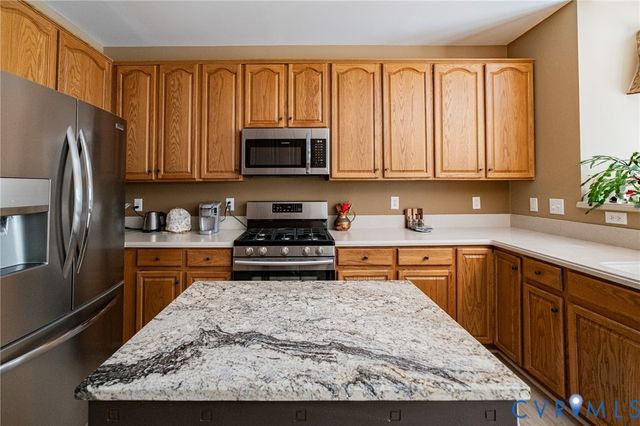 17312 Tiswood Dr, Beaverdam, VA 23015