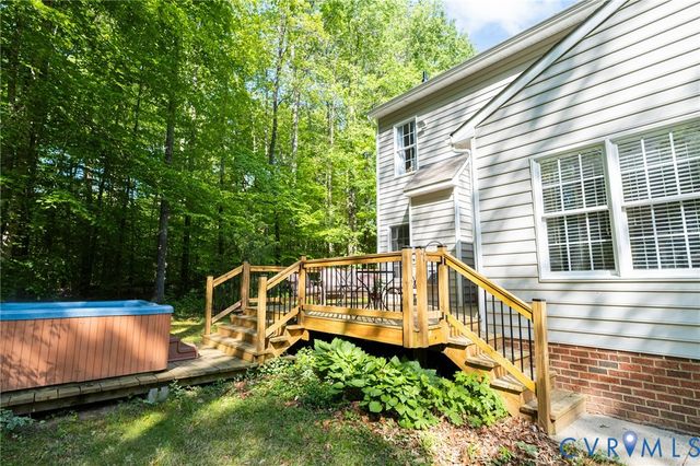 17312 Tiswood Dr, Beaverdam, VA 23015