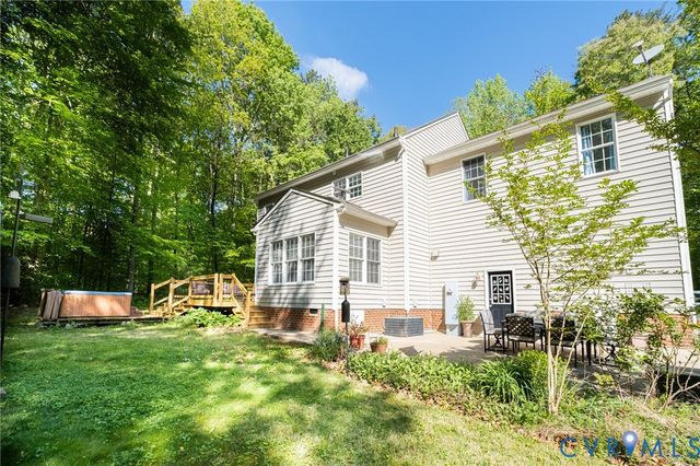 17312 Tiswood Dr, Beaverdam, VA 23015