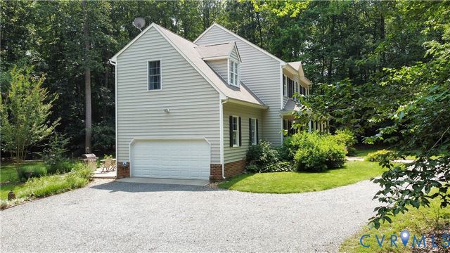 17312 Tiswood Dr, Beaverdam, VA 23015