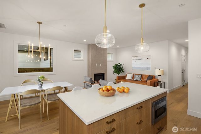 13728 NE 101st Street, Kirkland, WA 98033