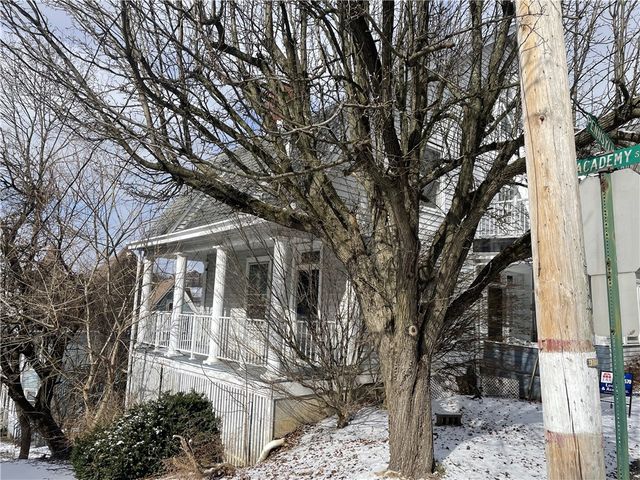 340 N Pennsylvania Ave, City Of Greensburg, PA 15601