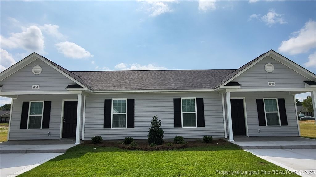 107 Pineridge Drive A, Lumberton, NC 28358