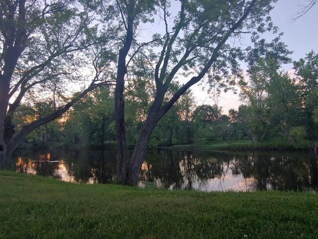 524 S Cherry Street, Evart, MI 49631