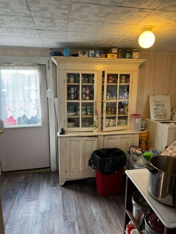 524 S Cherry Street, Evart, MI 49631