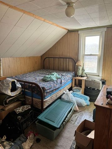 524 S Cherry Street, Evart, MI 49631