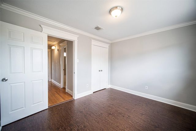 12329 Springcrest Drive, Houston, TX 77072