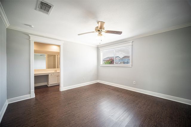 12329 Springcrest Drive, Houston, TX 77072